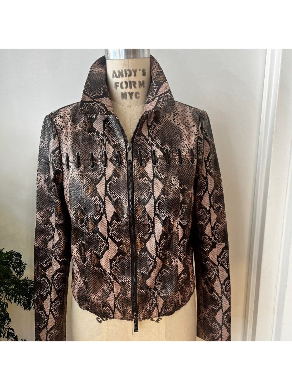 WORTH Cropped Leather Python Print Jacket with Leather Stitch Size 6